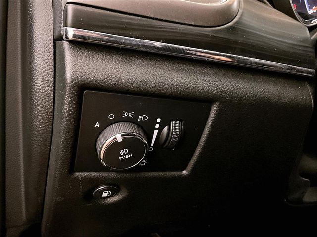 2021 Jeep Grand Cherokee Limited Gray at South Hills CDJR