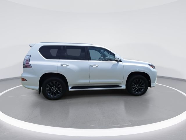 Used 2021  Lexus 460 image 9