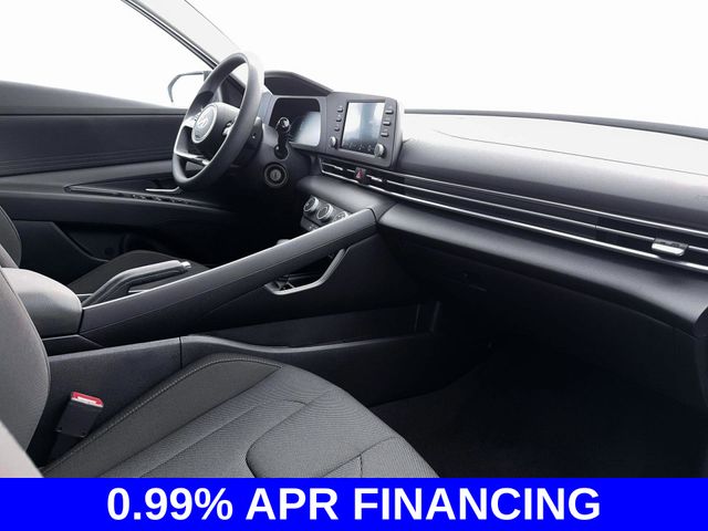 New 2026 White Hyundai SE image 18