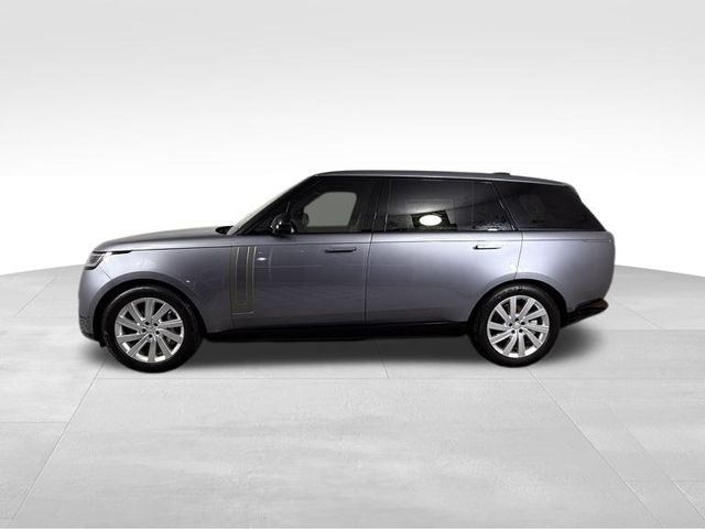 2025 Land Rover Range Rover SE 4