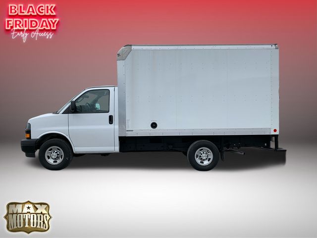 2022 Chevrolet Express 3500 Work Van 4