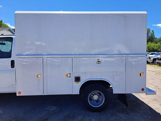 New 2025 Chevrolet Express 3500 Service Utility Van for sale #S1100217 - photo 15