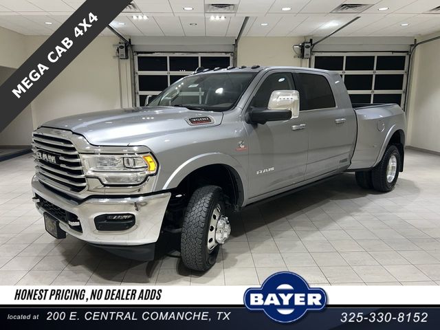 Billet Silver Metallic Clearcoat 2024 RAM 3500 Limited Longhorn Mega Cab DRW 4WD Pickup Truck Four-Wheel Drive 6-Speed Automatic