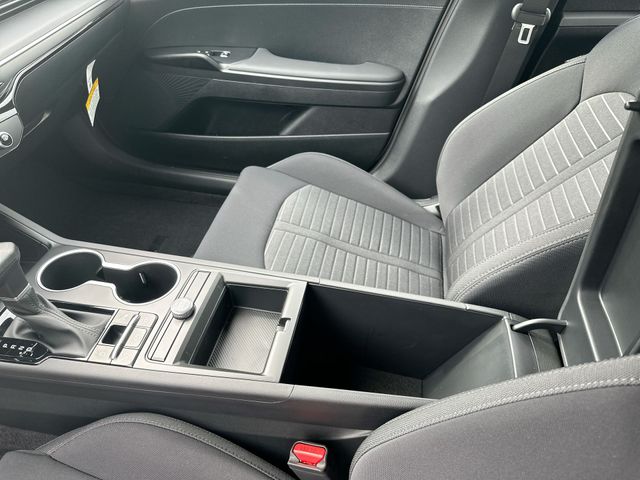 New 2026 White Kia LXS image 23