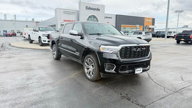Diamond Black Crystal Pearlcoat 2026 RAM 1500 Tungsten Crew Cab 4WD Pickup Truck Four-Wheel Drive 8-Speed Automatic