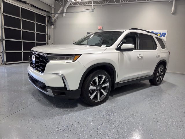 Used 2025 Honda Pilot SUV