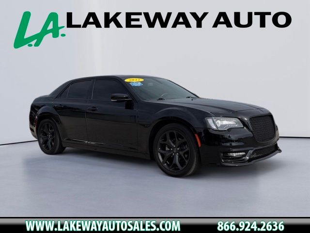 Gloss Black 2022 Chrysler 300 S V6 RWD Sedan Rear-Wheel Drive 8-Speed Automatic