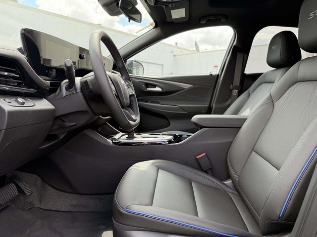 2026 Buick Envista Sport Touring - Photo 8