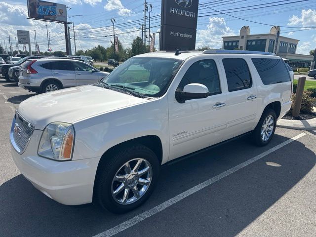 White Diamond Clearcoat 2013 GMC Yukon XL SUV / Crossover All-Wheel Drive 6-Speed Automatic Overdrive