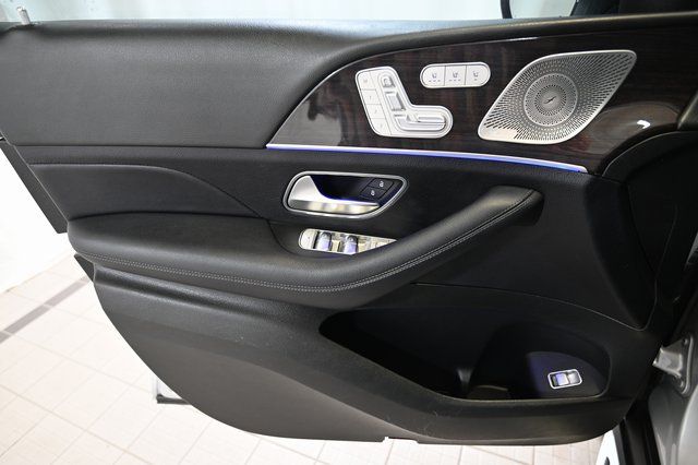 Used 2020 Silver Mercedes-Benz GLS 450 image 23
