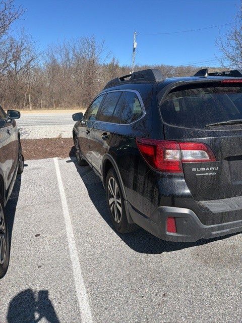 2018 Subaru Outback 2.5i Black at Rafferty Subaru