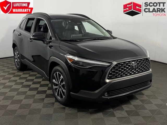 2023 Toyota Corolla Cross XLE