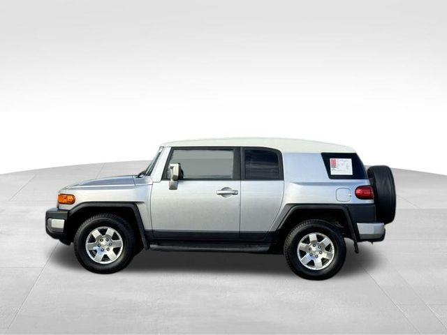 2008 Toyota FJ Cruiser Base 2