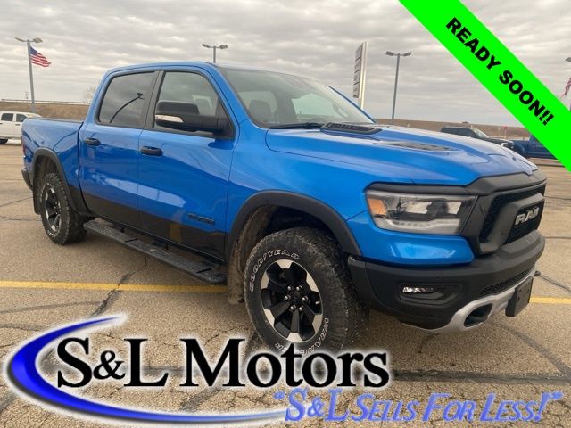 Hydro Blue Pearlcoat 2022 RAM 1500 Rebel Crew Cab 4WD Pickup Truck Four-Wheel Drive 8-Speed Automatic