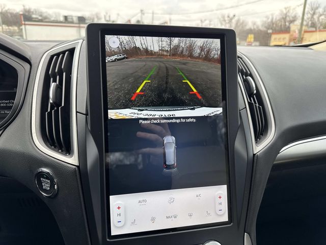 2022 Ford Edge - Image 18