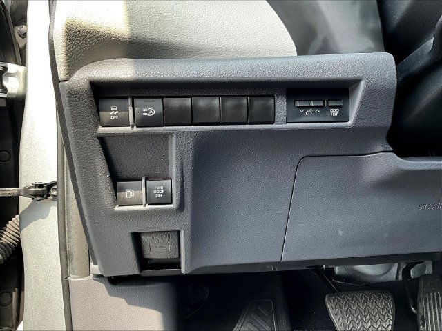 Used 2023 Toyota Sienna Van