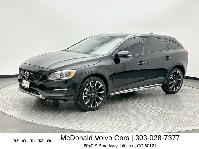 2016 Volvo V60 Cross Country Platinum
