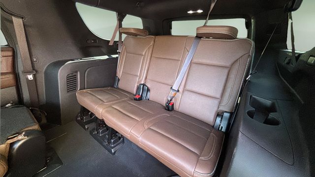 Used 2024 Beige Chevrolet High Country image 32