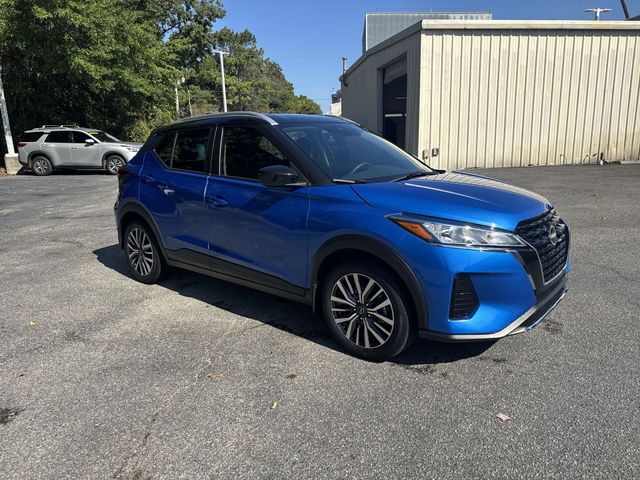 Used 2024 Blue Nissan SV image 3