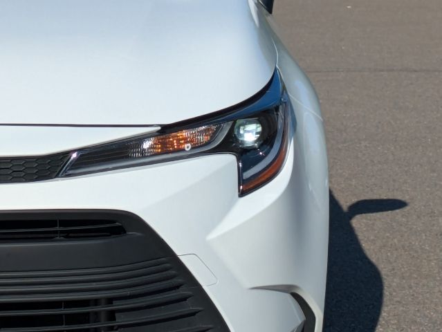 2023 Toyota Corolla LE 13