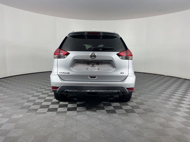 2019 Nissan Rogue SV 8