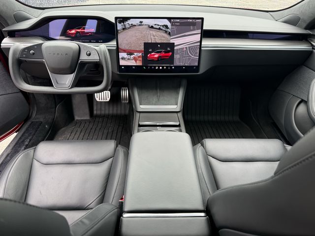 2022 Tesla Model S Plaid - 11