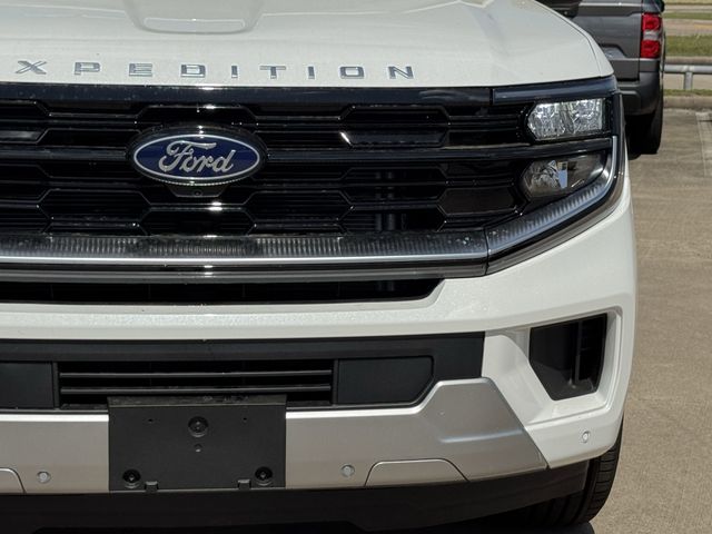 New 2026 White Ford Platinum image 4