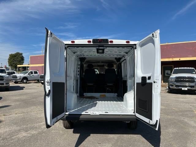 2024 Ram ProMaster 1500 Low Roof 11