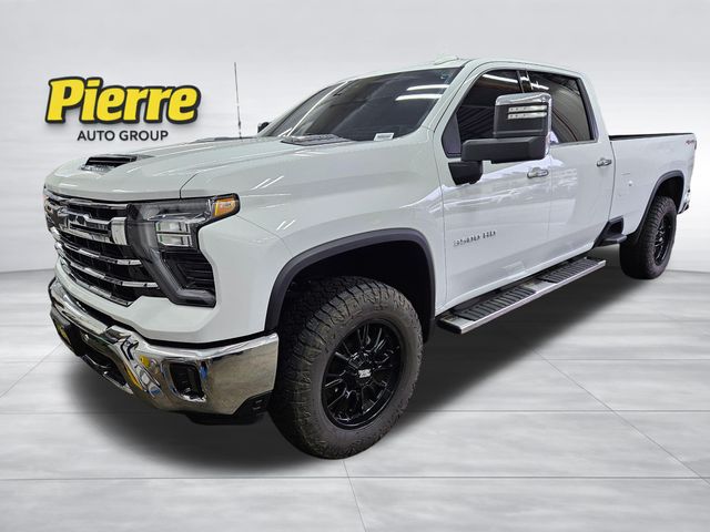 2025 Chevrolet Silverado 3500HD LTZ Crew Cab 4WD