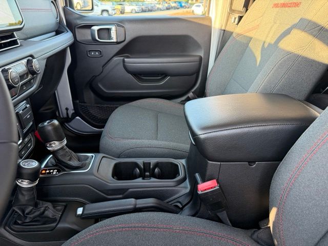 Used 2024 Jeep Wrangler SUV