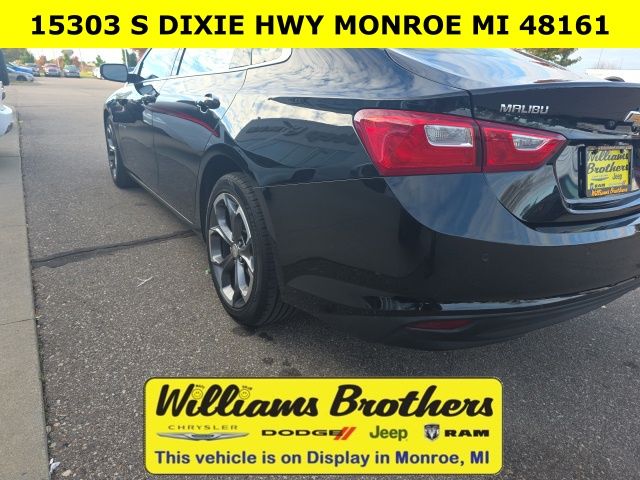 2024 Chevrolet Malibu LT - Black Metallic exterior view 9