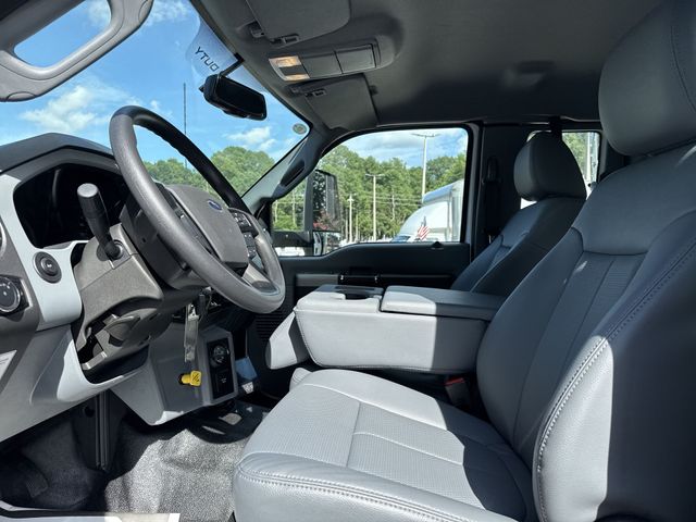 2026 Ford F-750 SuperCab photo 14