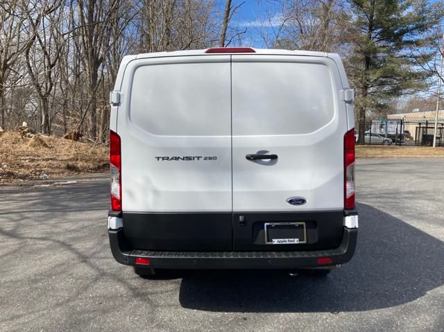 2025 Ford Transit 250