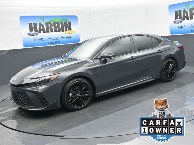 2025 Toyota Camry SE FWD