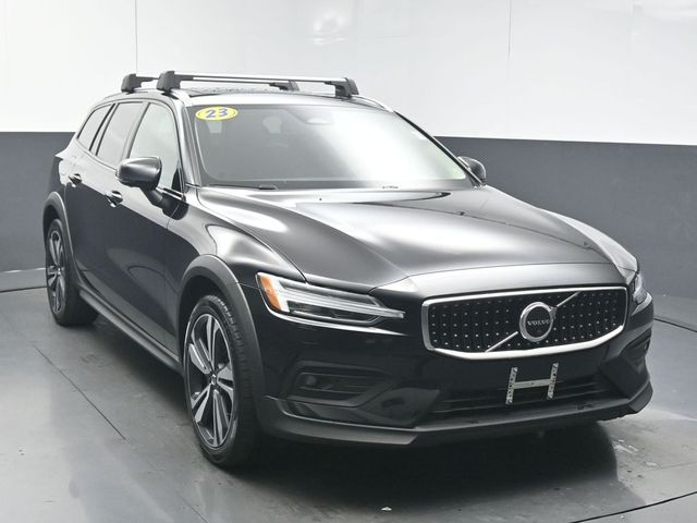 2023 Volvo V60 Cross Country B5 Plus AWD