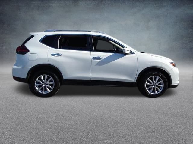 2020 Nissan Rogue SV 3