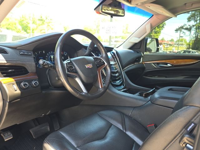 2019 Cadillac Escalade Luxury:44868B