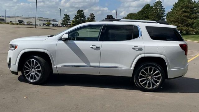 2022 GMC Acadia Denali 5