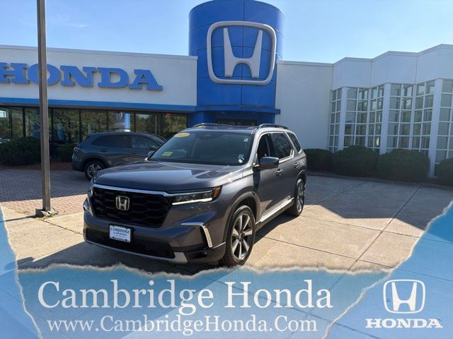 Gray (Modern Steel Metallic) 2023 Honda Pilot SUV / Crossover All-Wheel Drive Automatic