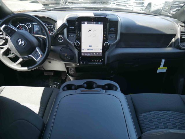 3500 Crew Cab Tradesman