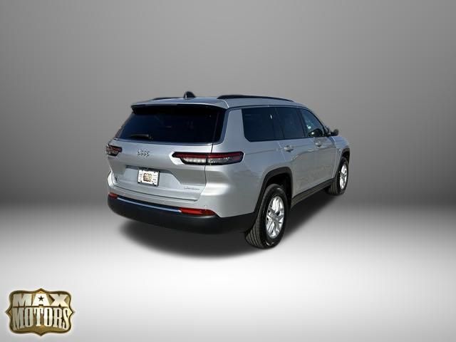 2024 Jeep Grand Cherokee L Laredo 8