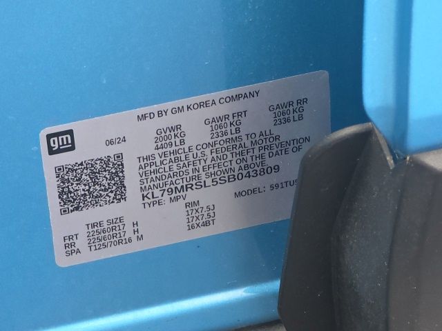 Used 2025 Blue Chevrolet LT image 8