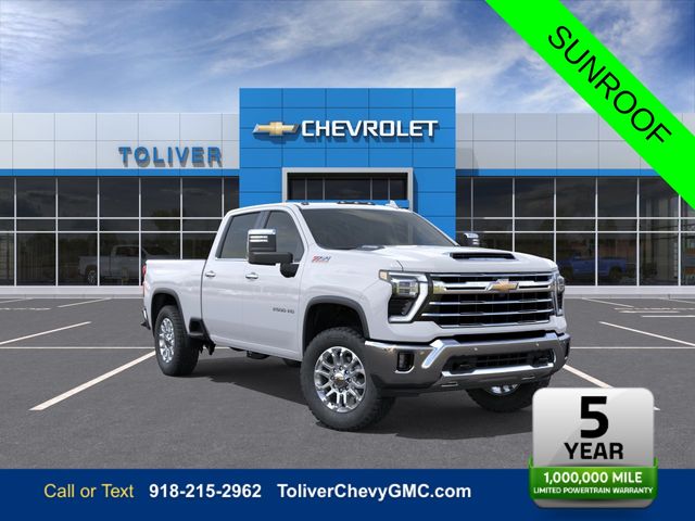 Summit White 2026 Chevrolet Silverado 2500HD Pickup Truck Four-Wheel Drive Automatic
