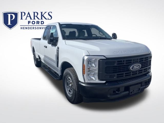 2026 Ford F-250 Super Duty XL's photo