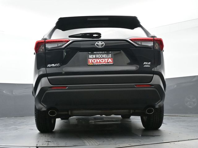 2019 Toyota RAV4 XLE 33