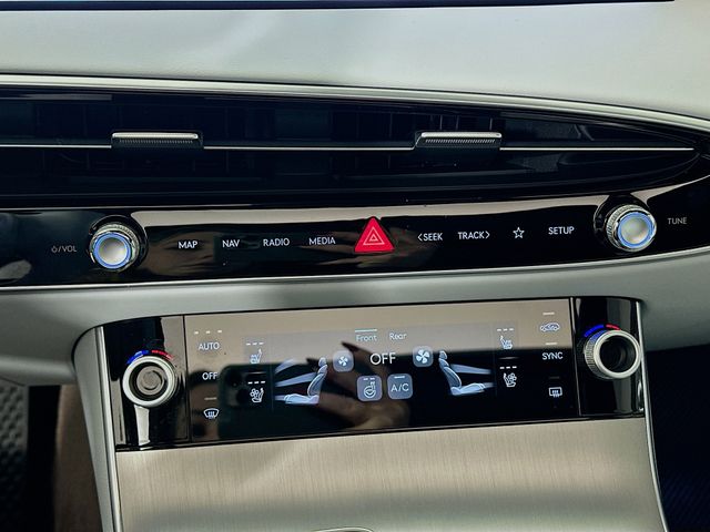 Thumbnail: 2026 Genesis GV70 - 16