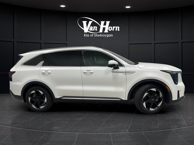 Used 2025 White Kia SX Prestige image 8