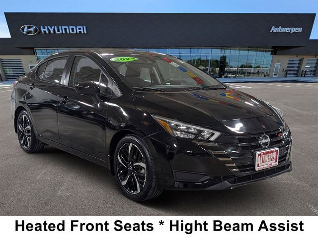 Super Black 2023 Nissan Versa SR FWD Sedan Front-Wheel Drive Continuously Variable Transmission