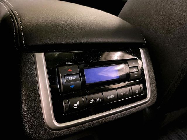 2021 Subaru Ascent Limited White at Sutliff Volkswagen