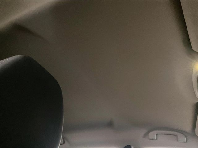 2018 Nissan Rogue SV White at Phil Fitts Ford